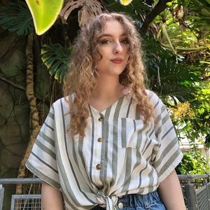 Meet your Posher, Lydia